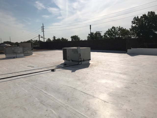 Commercial roofing in St. Louis, MO